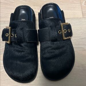 Zara Black Fur Slip-On Mules with Gold Accent